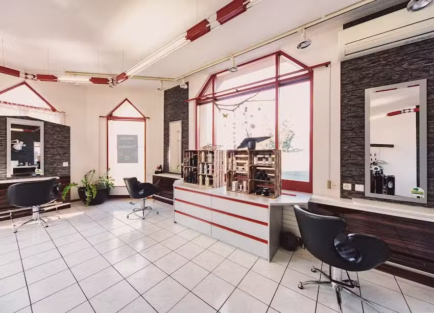 Adesso Hair Design