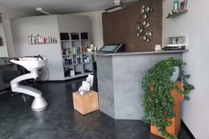 Angi&rsquo;s Hair Shop