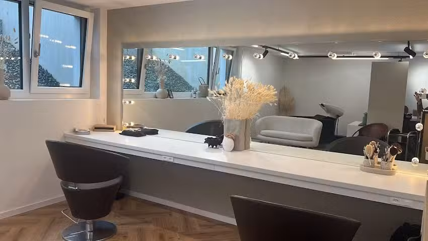 Atelier Lareida Muttenz | Coiffures de mariage, maquilleuse, maquilleuse, coiffeuse, consultation maquillage