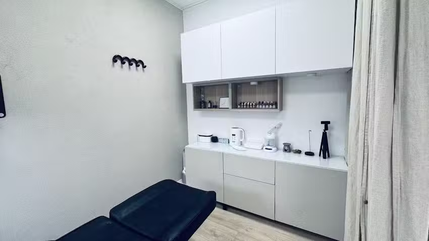 AVAGIQUE Esth&eacute;tique du Visage