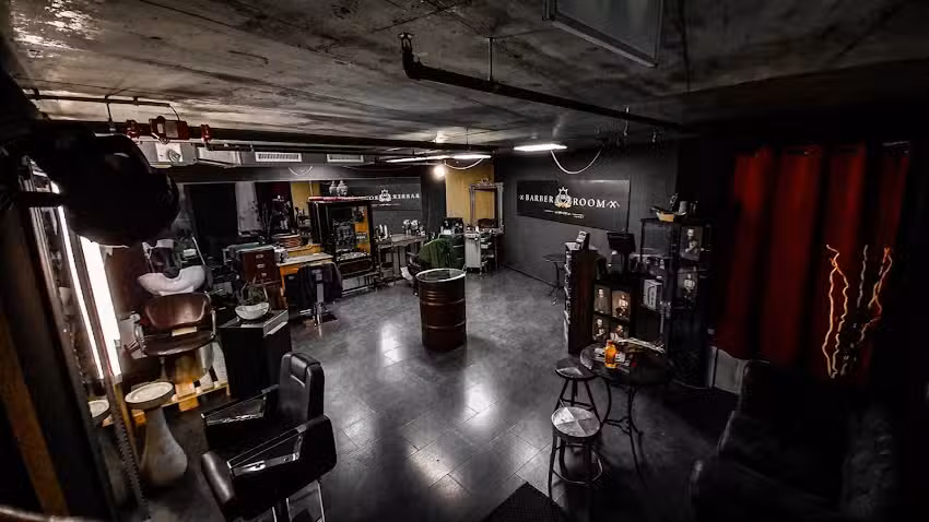 Nico du salon de coiffure