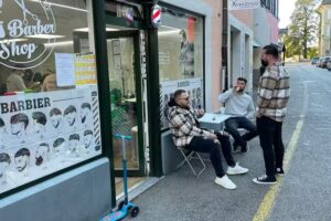 Barber Shop – Baki