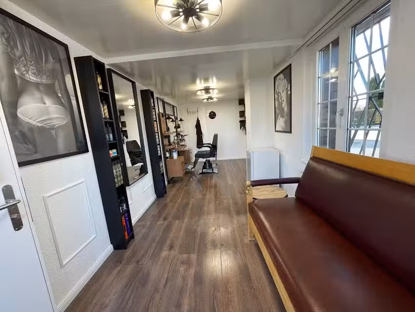 SALON DE COIFFURE 93 &ndash; Subingen