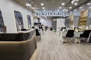 Beaut&eacute; des ongles B&acirc;le