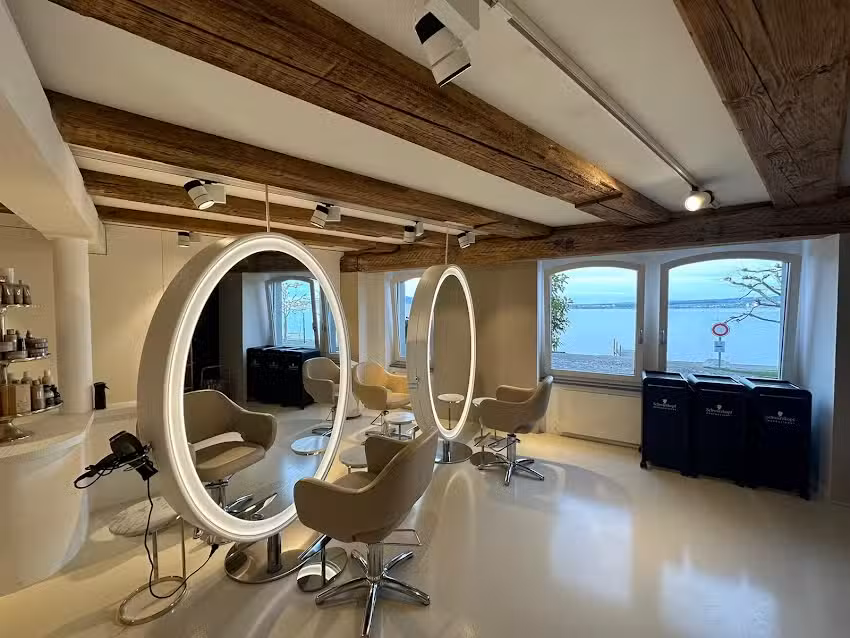 BLONDE.LAB by Caroline Rohwer