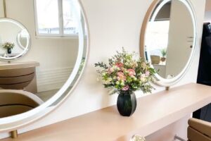 Cheveux et peau boh&egrave;mes