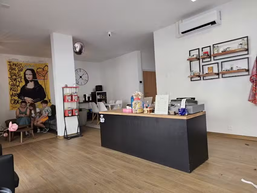 Chez dom&eacute; &ndash; Salon de coiffure & Barbershop &agrave; Sierre