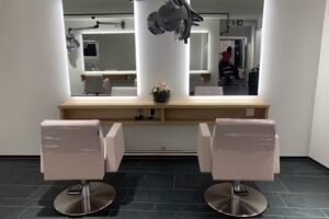 Coiffeur 3 di Dorizzi, Demonti