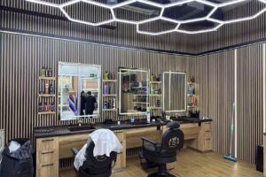 Salone di parrucchiere Ali Barber