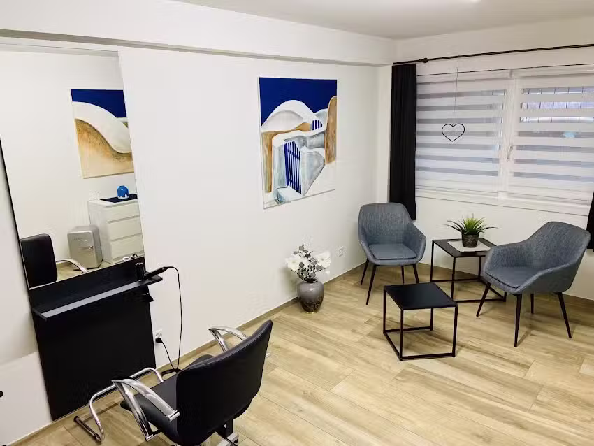 Coiffeur Haarst&uuml;bli Adlibog&auml; &agrave; Niederhasli