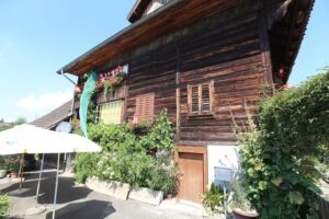 Acconciatura del parrucchiere di Rosmarie Vesti