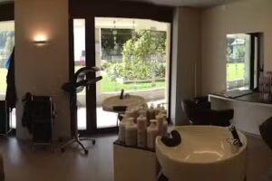 Salon de coiffure HairWellness par Alessandra von Allmen