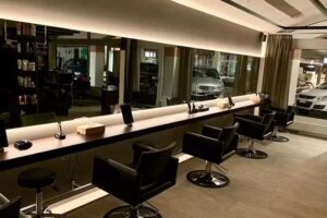 Coiffeur Paradiso Gmbh