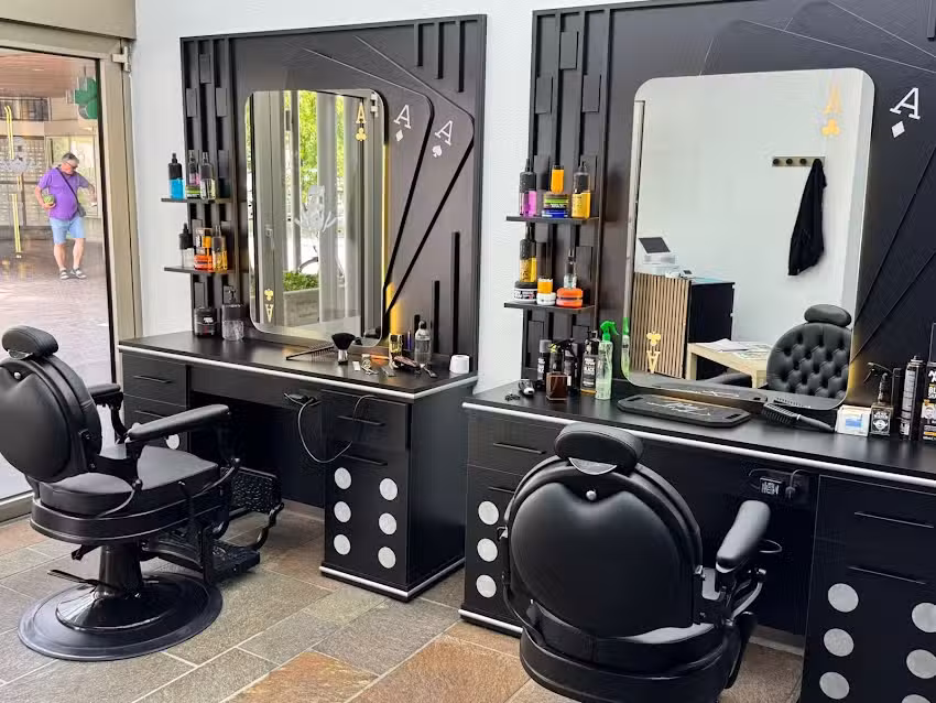 Coiffeur Reinach Omer