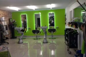 Salon de coiffure Rinaldi de Oliveira