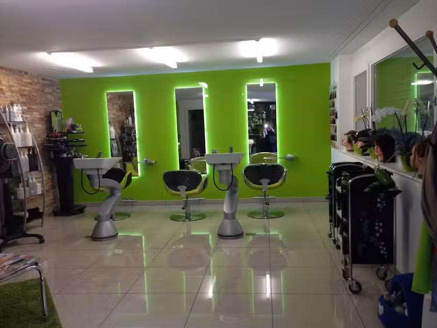 Salon de coiffure Rinaldi de Oliveira
