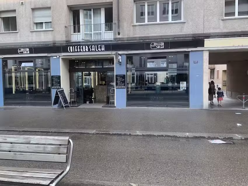 Le coiffeur Saleh Seefeld
