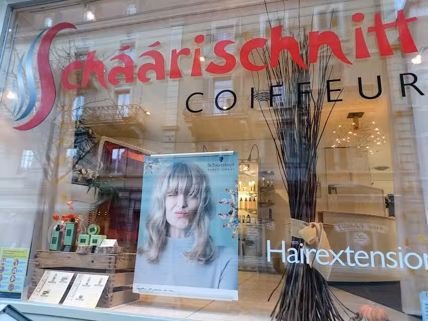 Coiffeur Sch&auml;&auml;rischnitt