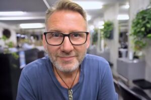 Coiffeur Sch&auml;rbert at Haaratelier