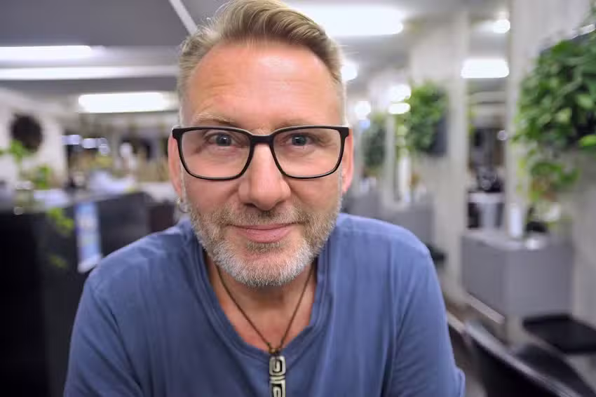 Coiffeur Sch&auml;rbert at Haaratelier