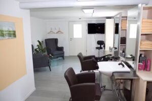 Coiffeur Schraegschnitt