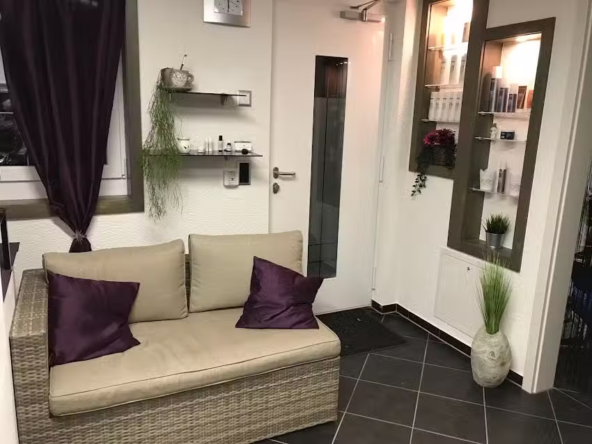 Salone di parrucchiere WildHAIRswil