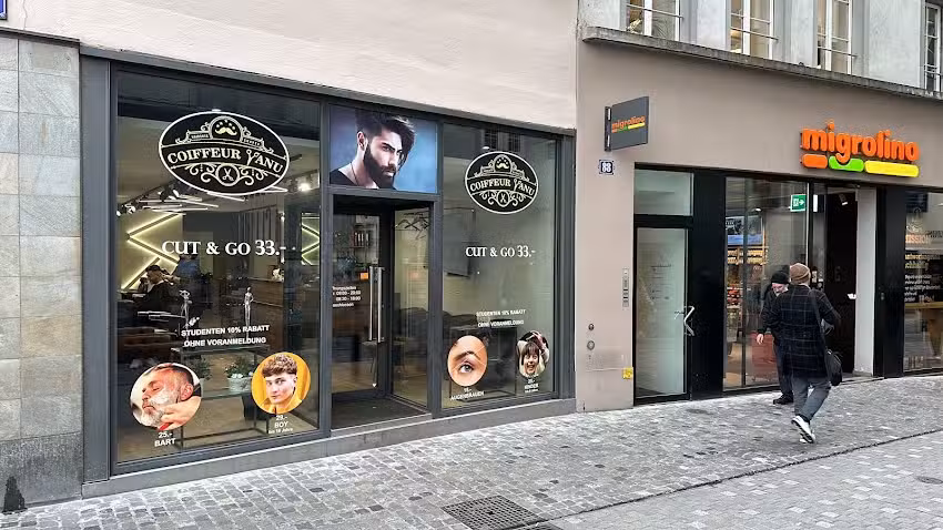 Salone di parrucchiere Yanu Central