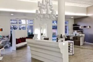 Parrucchiere e salone di bellezza