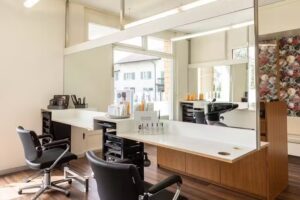 Salone di parrucchiere Haargenau