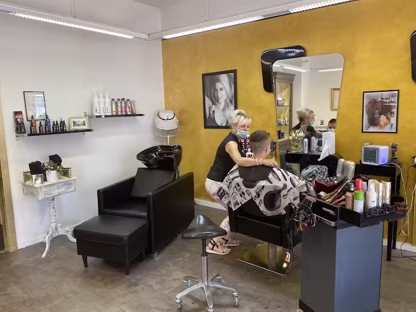 Coiffure Ambience Sylvia Th&uuml;rkauf