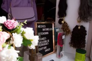 Coiffure Black or White &ndash; Carouge