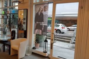 Coiffure Ch. Sp&ouml;rri Inhaberin Bettina Vinzens Damen- und Herrencoiffure