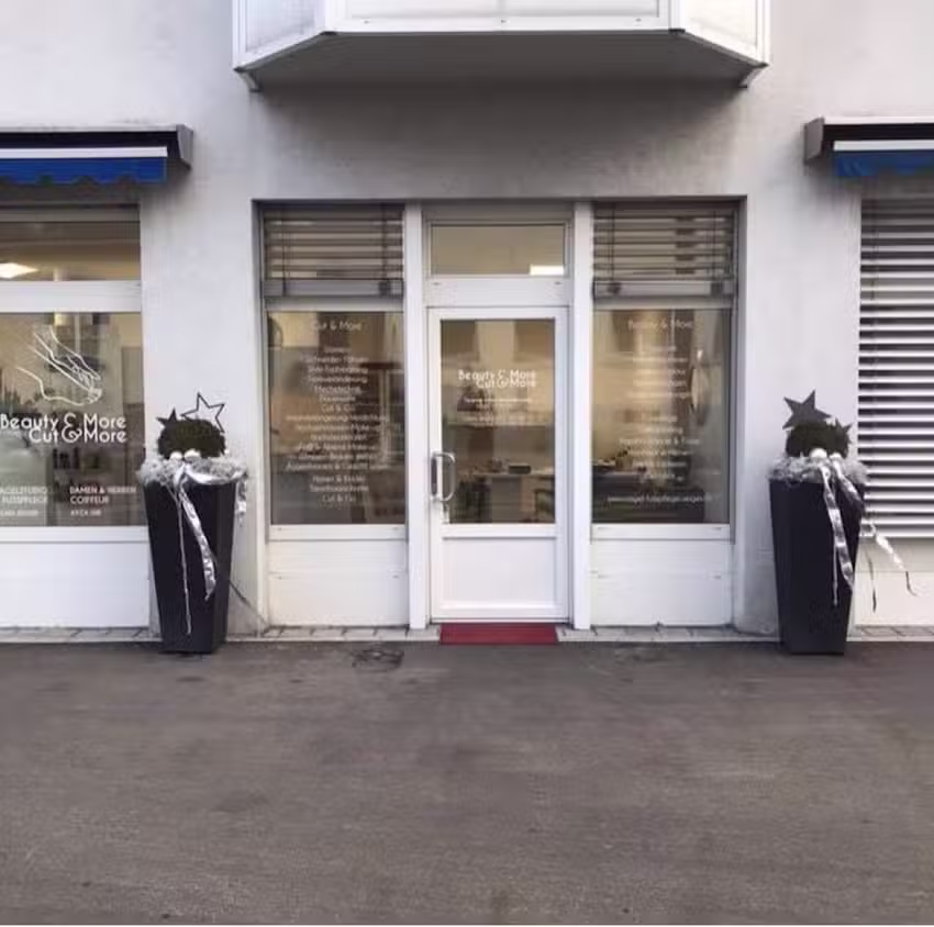 Coupe de coiffure et plus