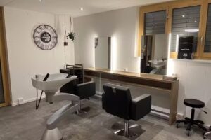 Coiffure Federleicht &ndash; Chantal Bolliger & Janine Hunziker