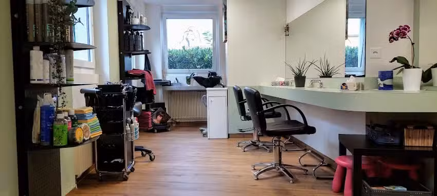 Salone di parrucchiere ANNE nella casa di riposo Haus am Bach