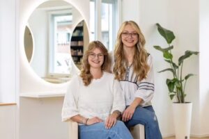 Coiffure Vior&eacute;e