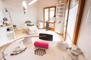 Dream Nails and Cosmetics