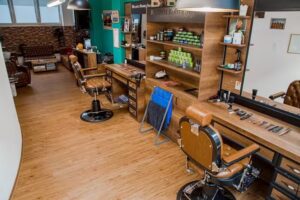 Enwer&rsquo;s Barber Shop