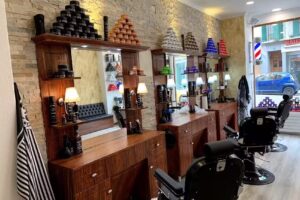 Exostif barber shop