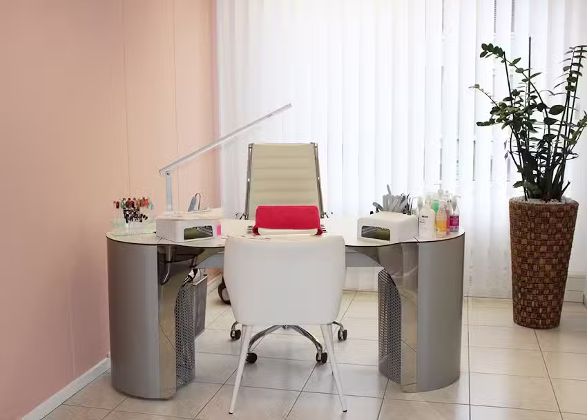 Moda Unghie e Bellezza Anna Maria Scrivo Ballacchino