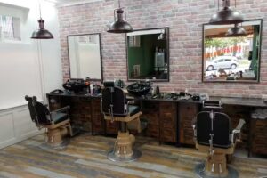 Fisi Barberlounge &ndash; B&acirc;le