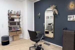 Salone di parrucchiere, AR Acconcia i tuoi capelli con Anja R&ouml;hring