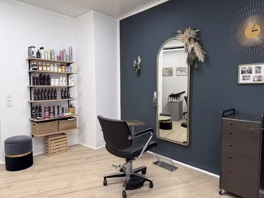 Friseursalon, AR Style your hair by Anja R&ouml;hring