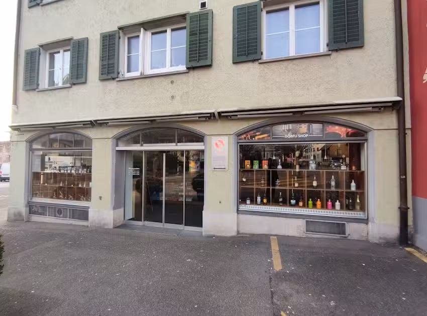 Parrucchiere e altro