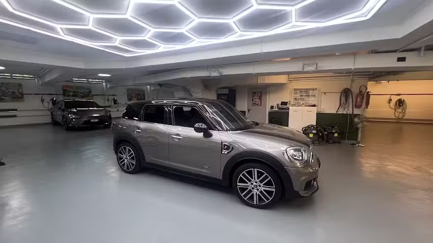 Ghel &ndash; Brilla fino alle punte