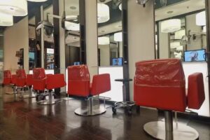 Acconciatura GIDOR (Risate)