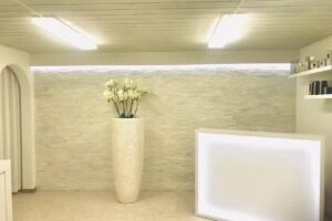 GOLD COSMETICS Damen und Herrenkosmetik