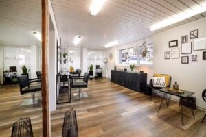 HAARIANA, capelli e trucco di Ariana Steiger