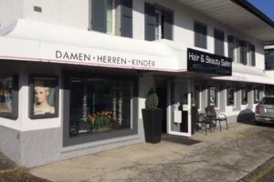 Salone di bellezza e parrucchieri