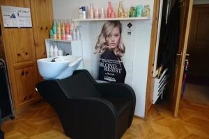 Coiffure et maquillage artistique